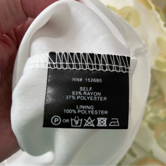 Layered With Love NWT 3X Plus Size Yellow Floral Midi Dress Feminine - Picture 13 of 16